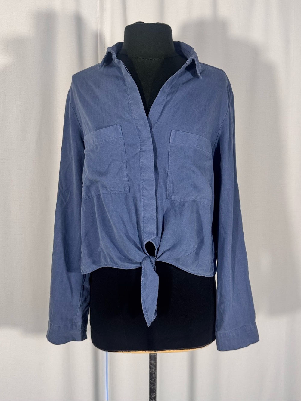 Cloth & Stone Blue Tie-Front Surf Shirt - Picture 4 of 10